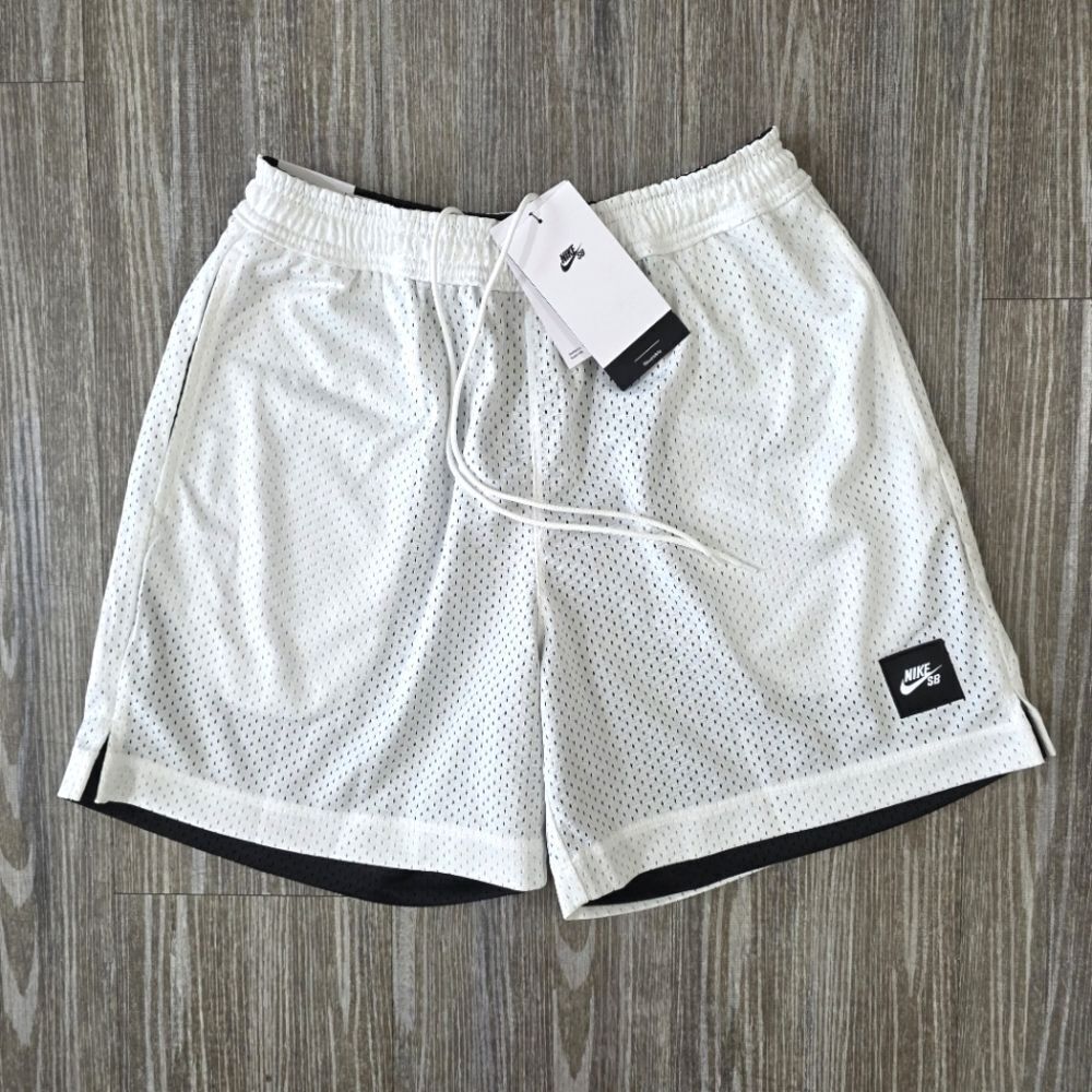 Nike SB Basketball Reversible Mesh Shorts Swingman Black White Men's Size Small